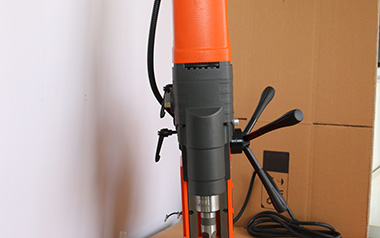 磁力鉆的空心鉆頭出現(xiàn)卡芯的情況應(yīng)該如何處理？